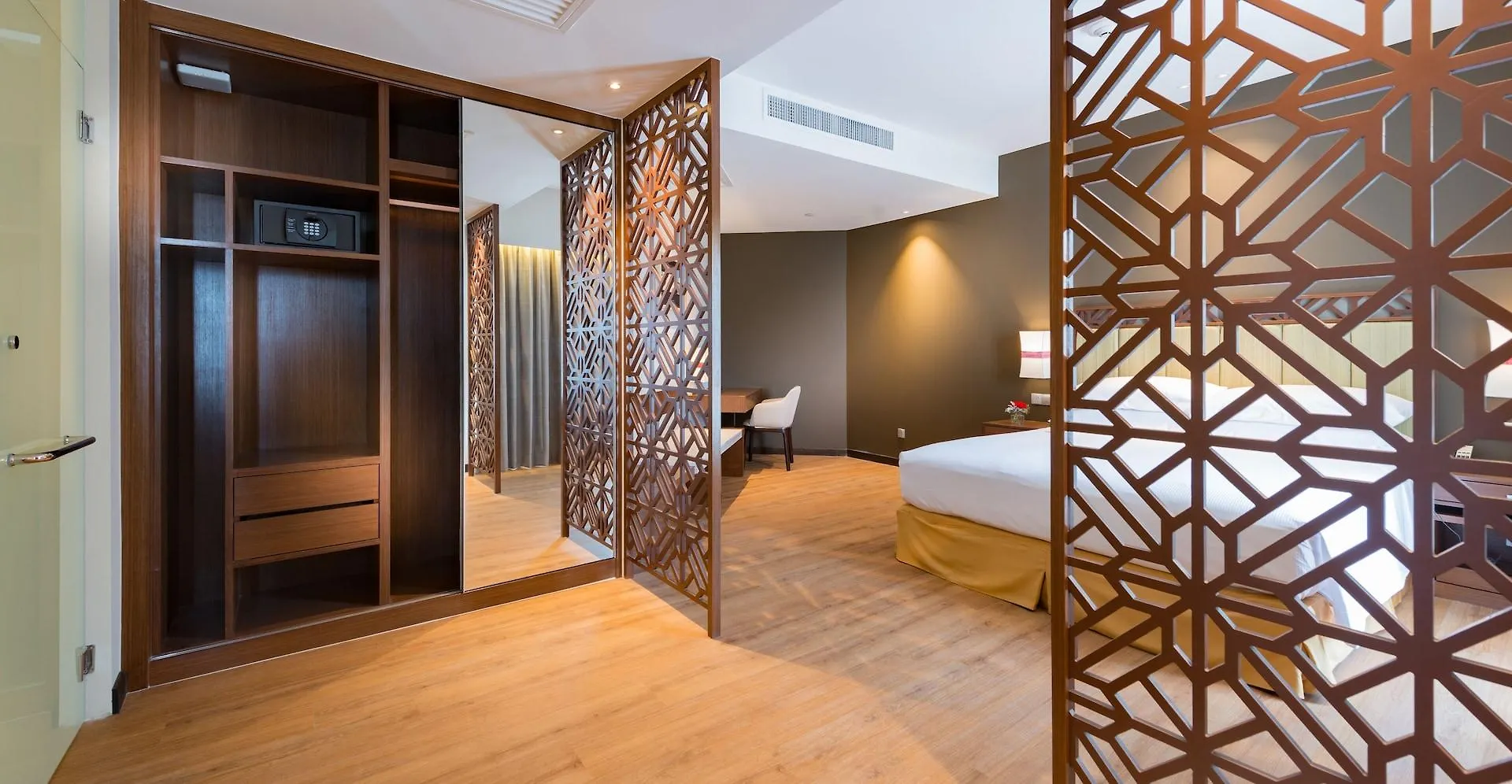 Doubletree Resort By Hilton Hotel Penang Batu Ferringhi