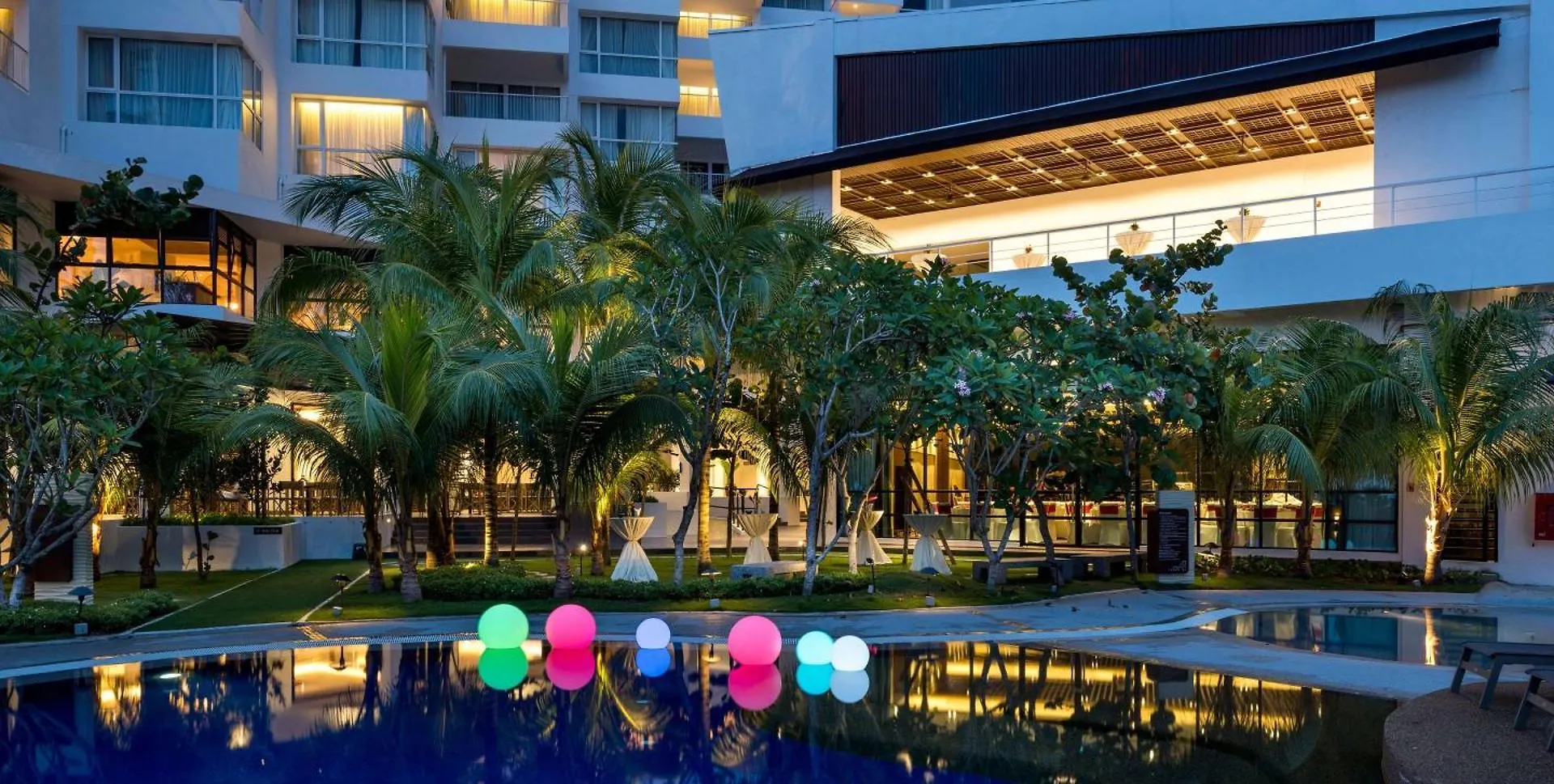 Doubletree Resort By Hilton Hotel Penang Batu Ferringhi