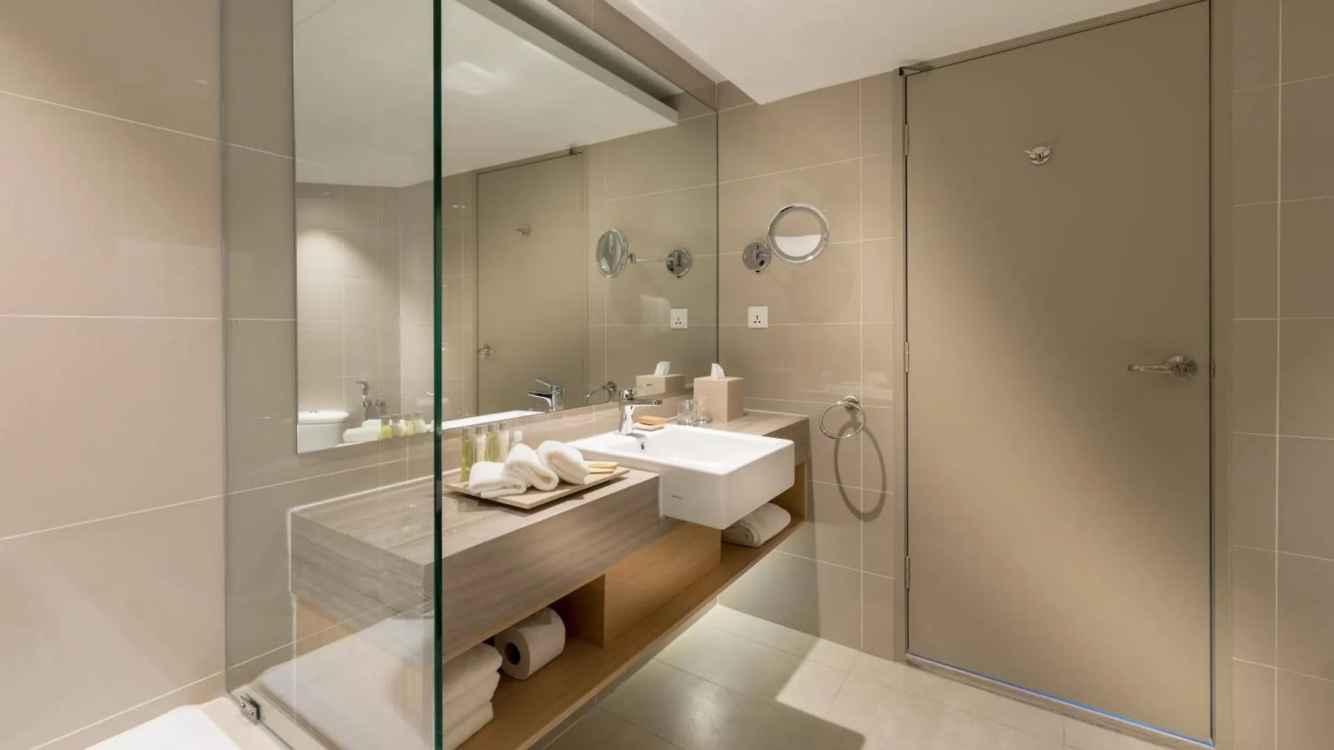 Doubletree Resort By Hilton Hotel Penang Batu Feringgi 4*,