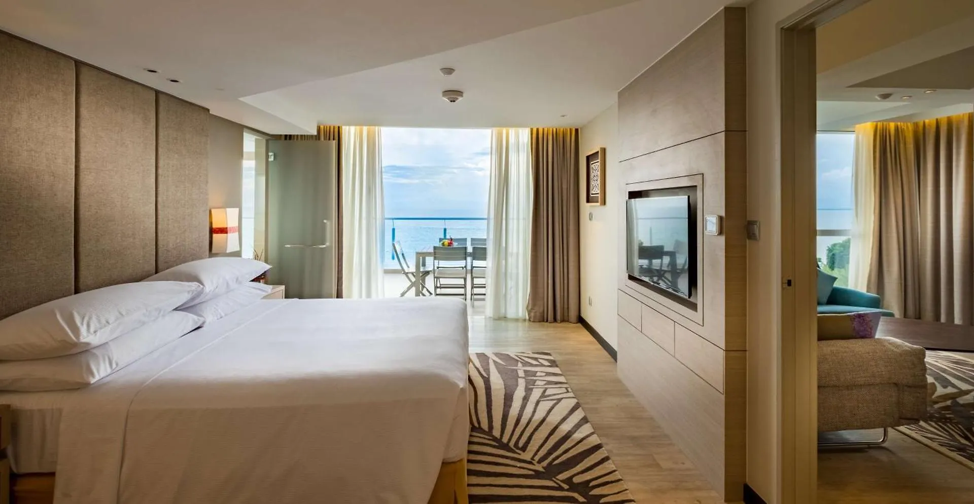 Doubletree Resort By Hilton Hotel Penang Batu Feringgi 4*,